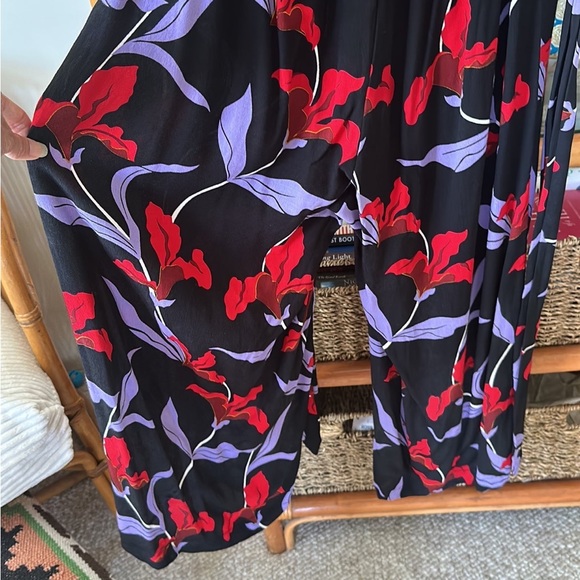 Ava Sky/ Fighting Eel long tie back romper size xs - Picture 7 of 8